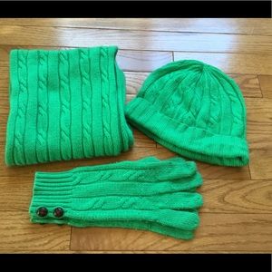 J crew Kelly green hat gloves scarf set